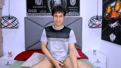 Buddy Whitte online show from April 2026 07:03:02 PM