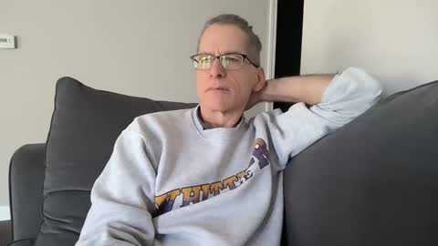 budman004 online show from November 2025 04:45:02 PM