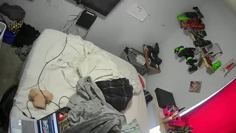 Snapshot of budsonly33 chatting on December 2024 05:22:01 PM budsonly33 online show from December 2024 05:22:01 PM