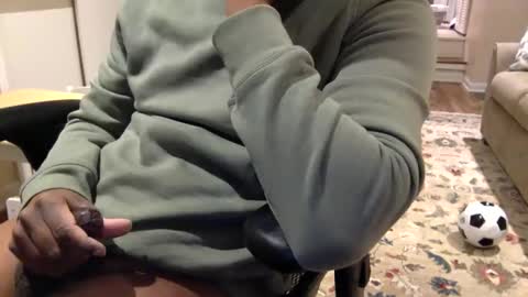 buffmidnight001 online show from March 2026 02:10:01 PM