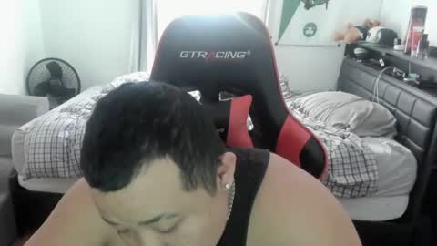 buffsexyman24 online show from March 2025 06:16:01 PM