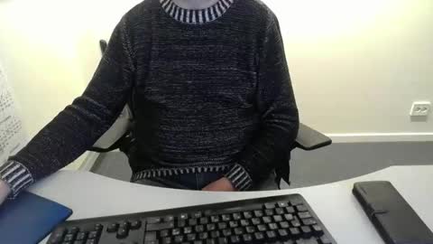 Snapshot of buggemann chatting on December 2025 07:24:01 AM buggemann online show from December 2025 07:24:01 AM