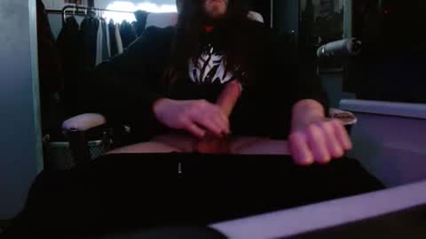 Snapshot of builtdeadboy chatting on December 2025 08:52:01 AM builtdeadboy online show from December 2025 08:52:01 AM