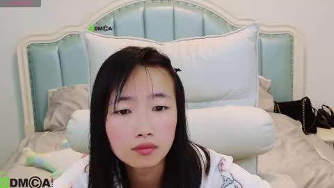 Sandy----xx online show from January 2026 01:00:02 AM