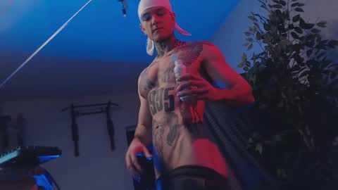 Dmitriy  online show from February 2025 09:14:01 PM