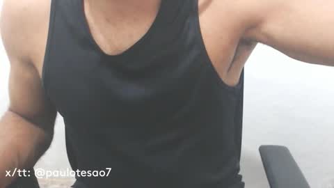 Snapshot of buldgeinboxer chatting on January 2025 02:26:02 AM buldgeinboxer online show from January 2025 02:26:02 AM