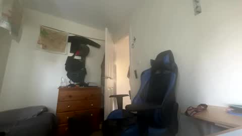 Snapshot of bulkyboners chatting on January 2025 11:03:01 AM ejaculation for 250 online show from January 2025 11:03:01 AM