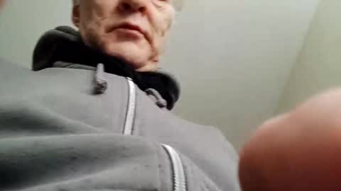 Snapshot of bulkyboners chatting on February 2025 07:57:02 PM ejaculation for 250 online show from February 2025 07:57:02 PM