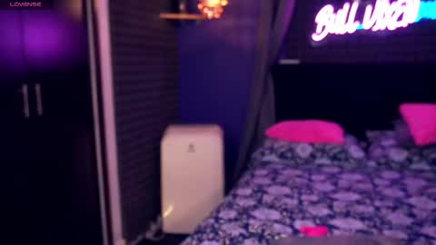 Snapshot of bull_vixen2001 chatting on November 2025 11:16:02 PM Bunny and The Rock online show from November 2025 11:16:02 PM