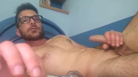 Bullboy9292 online show from April 2026 09:42:02 PM