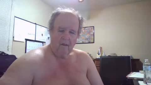 Snapshot of bullfrogg5050 chatting on September 2025 02:35:01 AM bullfrogg5050 online show from September 2025 02:35:01 AM