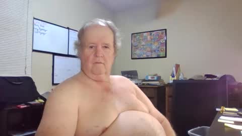 Snapshot of bullfrogg5050 chatting on October 2025 12:15:02 AM bullfrogg5050 online show from October 2025 12:15:02 AM