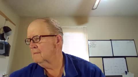 Snapshot of bullfrogg5050 chatting on November 2025 08:07:01 PM bullfrogg5050 online show from November 2025 08:07:01 PM