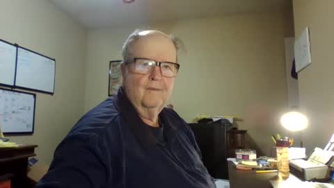 Snapshot of bullfrogg5050 chatting on December 2025 03:17:02 PM bullfrogg5050 online show from December 2025 03:17:02 PM