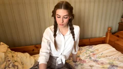 Mary online show from April 2026 01:37:01 PM