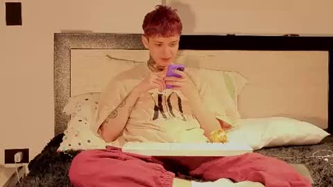 Tonny online show from August 2026 11:03:01 PM
