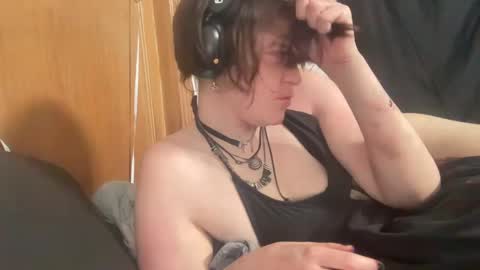 Snapshot of bunbunninjaz chatting on December 2024 02:13:02 PM bunbunninjaz online show from December 2024 02:13:02 PM