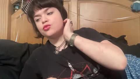 Snapshot of bunbunninjaz chatting on January 2025 06:55:02 AM bunbunninjaz online show from January 2025 06:55:02 AM