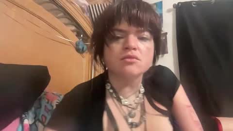 Snapshot of bunbunninjaz chatting on January 2025 04:23:01 AM bunbunninjaz online show from January 2025 04:23:01 AM