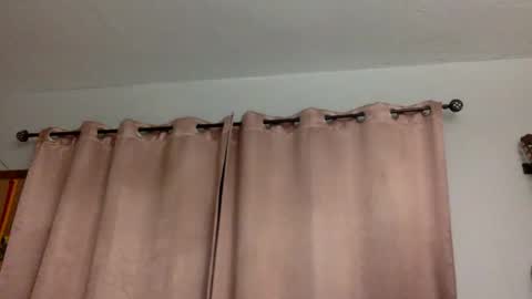 Snapshot of bunnibaby333 chatting on January 2025 05:37:02 AM bunnibaby333 online show from January 2025 05:37:02 AM