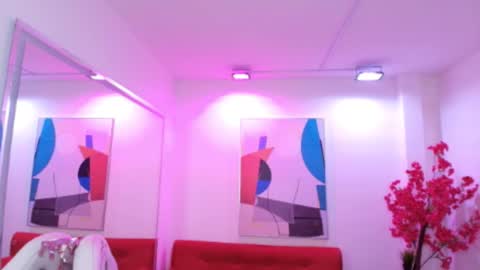 Bunnie online show from December 2025 01:06:01 PM