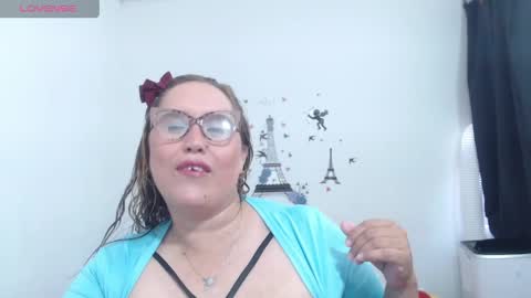 bunniosito online show from April 2026 10:31:02 PM