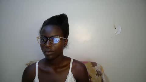 bunny_bliss1 online show from April 2026 08:40:01 PM