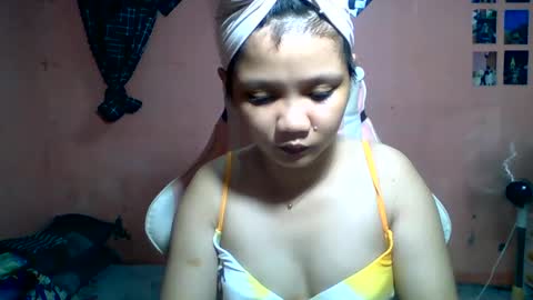 bunny_flower18 online show from June 2026 10:35:01 AM