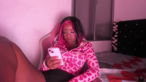 Isa online show from March 2026 03:10:01 AM