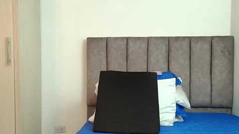 Carolina online show from November 2025 06:05:02 AM