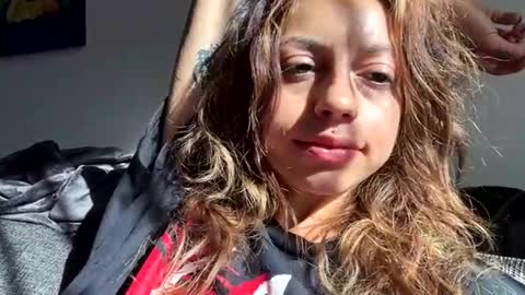 Snapshot of bunnyaliengirl_ chatting on October 2025 08:27:02 PM Bunnyaliengirl online show from October 2025 08:27:02 PM