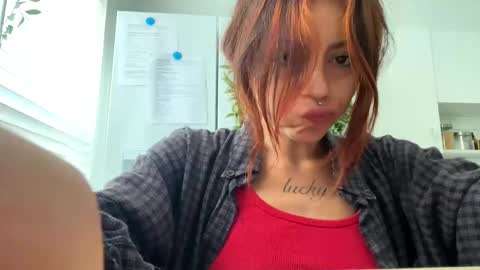 Snapshot of bunnyaliengirl_ chatting on November 2025 09:26:01 PM Bunnyaliengirl online show from November 2025 09:26:01 PM