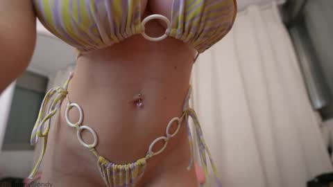 Anaiz   online show from March 2026 10:54:02 AM