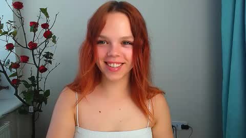 Snapshot of bunnybloom_ chatting on September 2025 03:22:01 PM Ariel online show from September 2025 03:22:01 PM