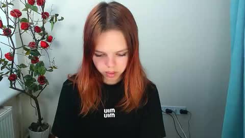 Snapshot of bunnybloom_ chatting on September 2025 04:17:02 AM Ariel online show from September 2025 04:17:02 AM