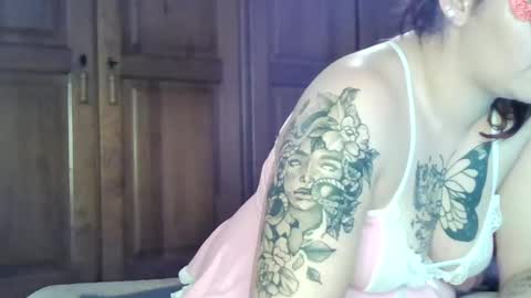 Snapshot of bunnyfox420 chatting on January 2025 03:51:01 AM bunnyfox420 online show from January 2025 03:51:01 AM