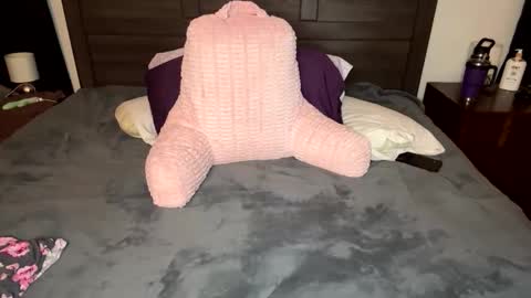 Bunny online show from March 2026 12:43:02 AM