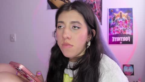 Snapshot of bunnyy09 chatting on February 2025 08:24:01 PM Jess online show from February 2025 08:24:01 PM