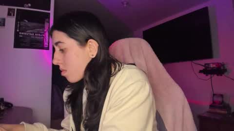 Jess online show from February 2026 02:04:01 AM