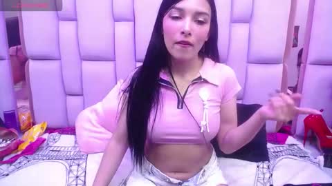 Snapshot of burbuja_pink_ chatting on November 2025 03:40:01 AM burbuja pink online show from November 2025 03:40:01 AM