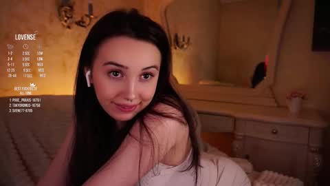 Jessica online show from October 2025 02:30:01 AM