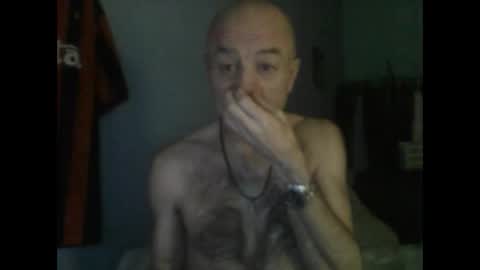 burnleyguy1977 online show from February 2026 02:15:01 AM