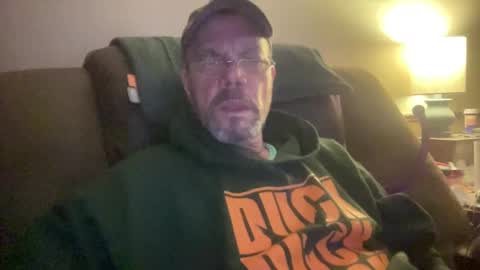 Snapshot of bushbeautician chatting on January 2025 12:28:01 AM bushbeautician online show from January 2025 12:28:01 AM