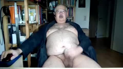 Snapshot of busibaer666 chatting on March 2026 02:19:01 AM busi online show from March 2026 02:19:01 AM