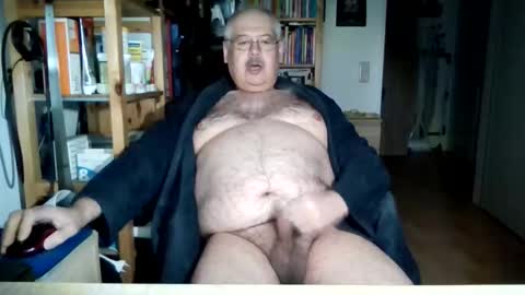 Snapshot of busibaer666 chatting on March 2026 01:56:01 AM busi online show from March 2026 01:56:01 AM