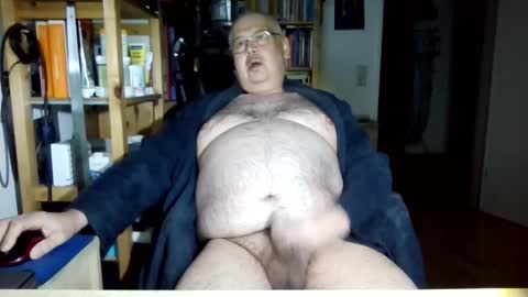 Snapshot of busibaer666 chatting on March 2026 04:49:02 AM busi online show from March 2026 04:49:02 AM