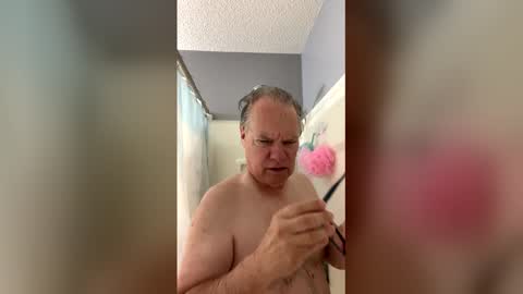 busterhyman22 online show from April 2026 05:06:02 PM
