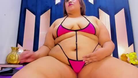 Snapshot of busty_juicyy chatting on July 2026 04:33:01 PM busty juicyy online show from July 2026 04:33:01 PM