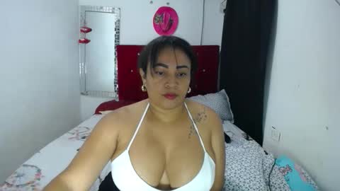 Snapshot of busty_latinax chatting on December 2025 03:22:02 AM busty_latinax online show from December 2025 03:22:02 AM