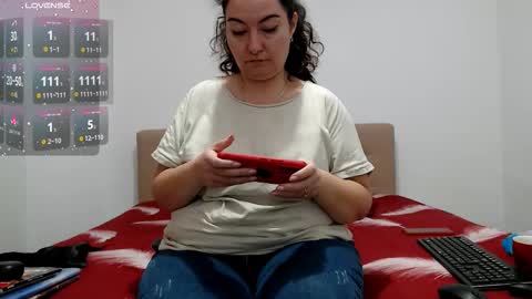 Snapshot of bustyemma chatting on November 2025 07:18:02 AM Emma online show from November 2025 07:18:02 AM